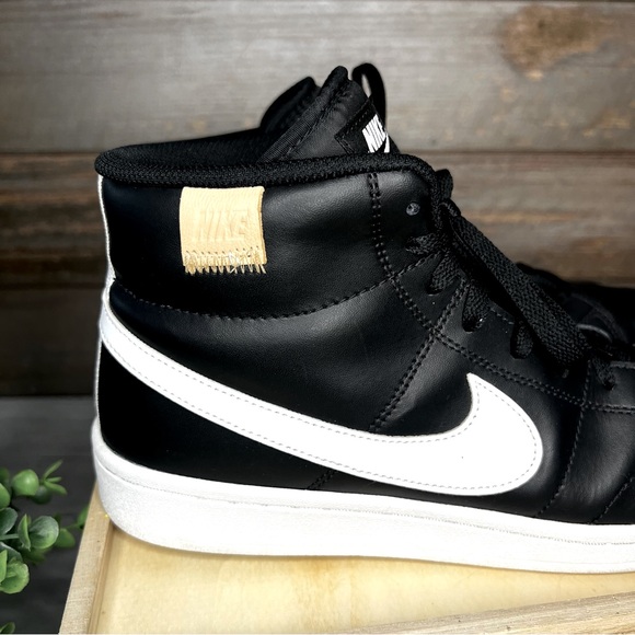 Men’s size 10 Nike sneakers like new - Picture 3 of 9